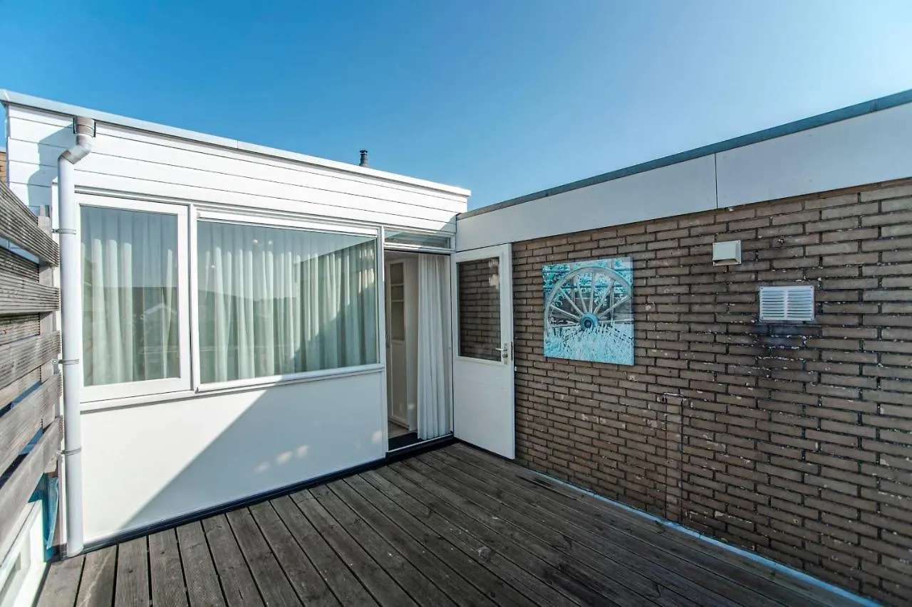 Apartment De Jacobsschelp Zandvoort With Parking