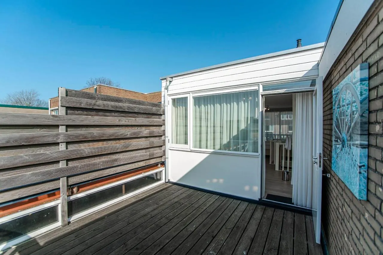 De Jacobsschelp Zandvoort With Parking Netherlands